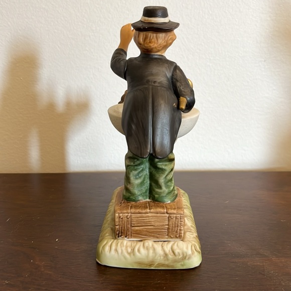 Willie the conductor figurine - Picture 3 of 5